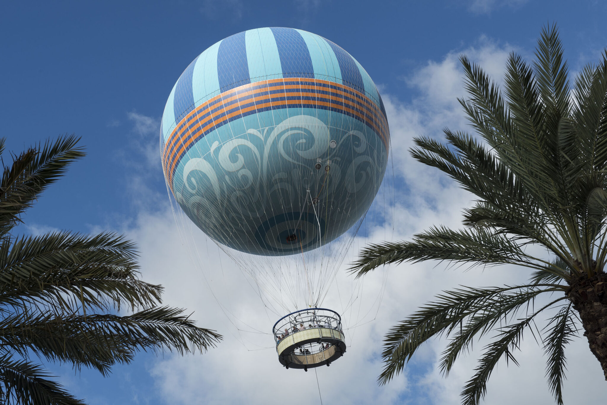 Aerophile balloon at Disney Springs in the sky with a few guests on board