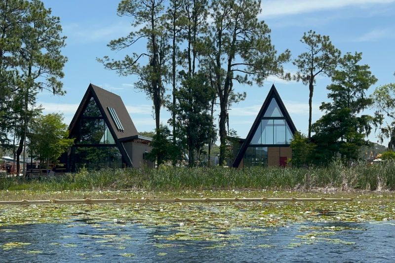 Disney Lakeshore Lodge lakefront cottages all glass front