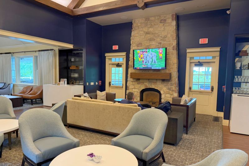 Hershey Villas common lounge area 