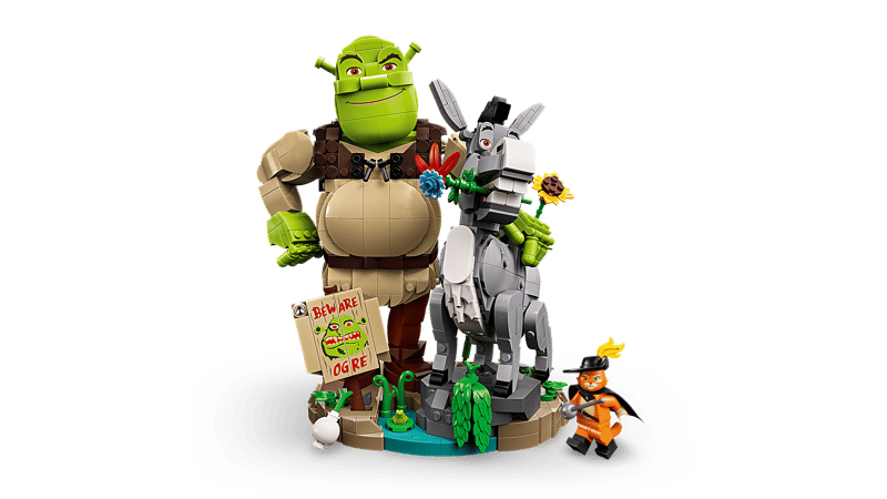 Shrek LEGO set with Donkey, Shrek onion details - Courtesy of LEGO 