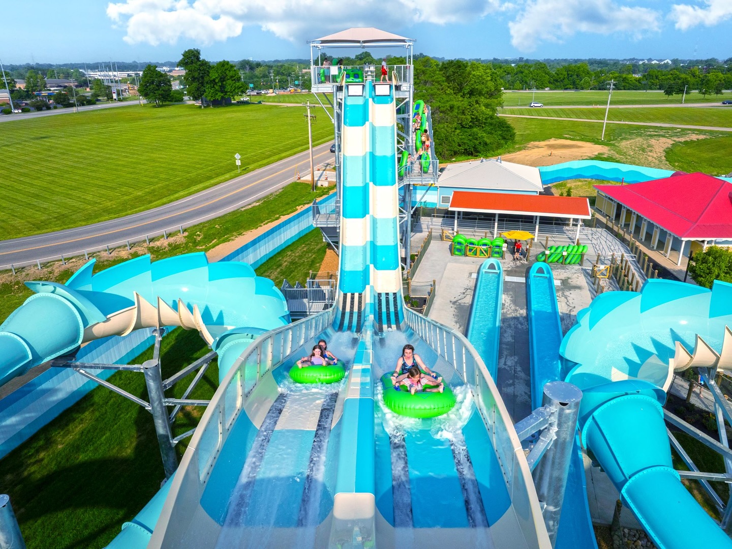 Soak City Water Park at Kings Island RiverRacers coaster