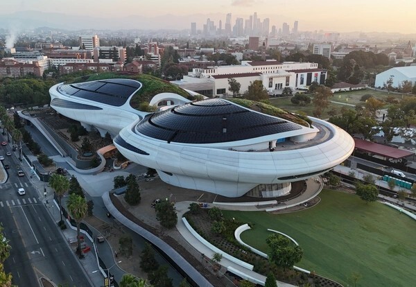 The Lucas Museum of Narrative Art