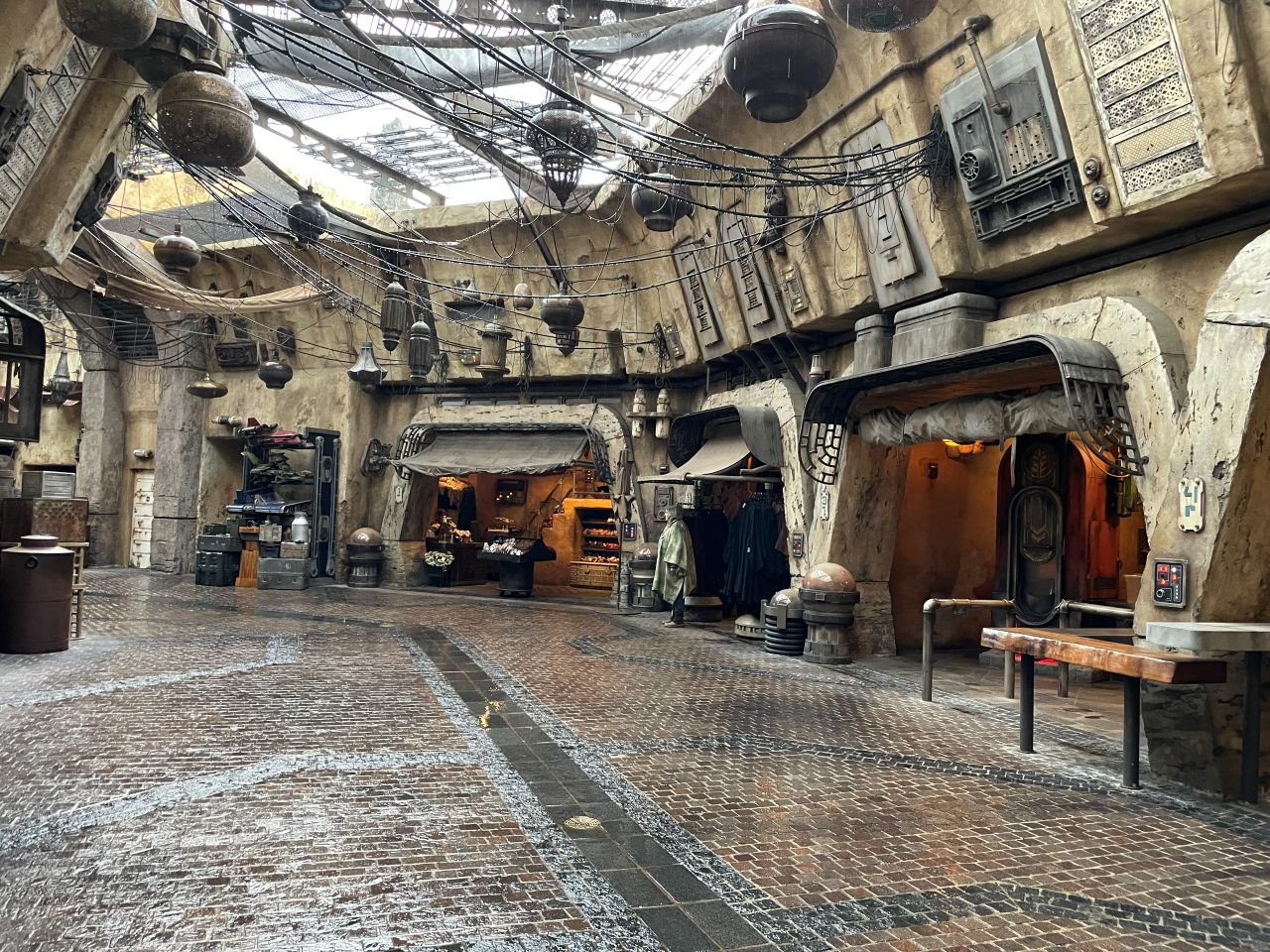 Star Wars: Galaxy's Edge Black Spire Outpost Marketplace