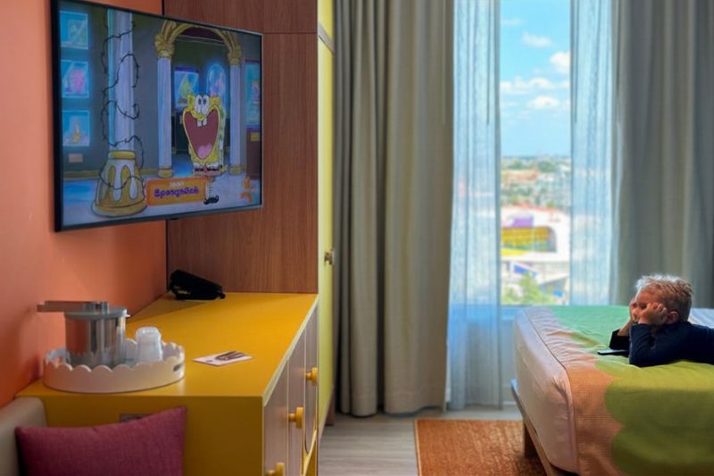 Television and furniture inside Universal Kids Resort Hotel room