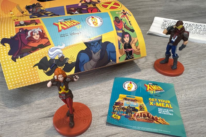 Dave's Hot Chicken X-Men 97 meal - Jean Grey and Cyclops