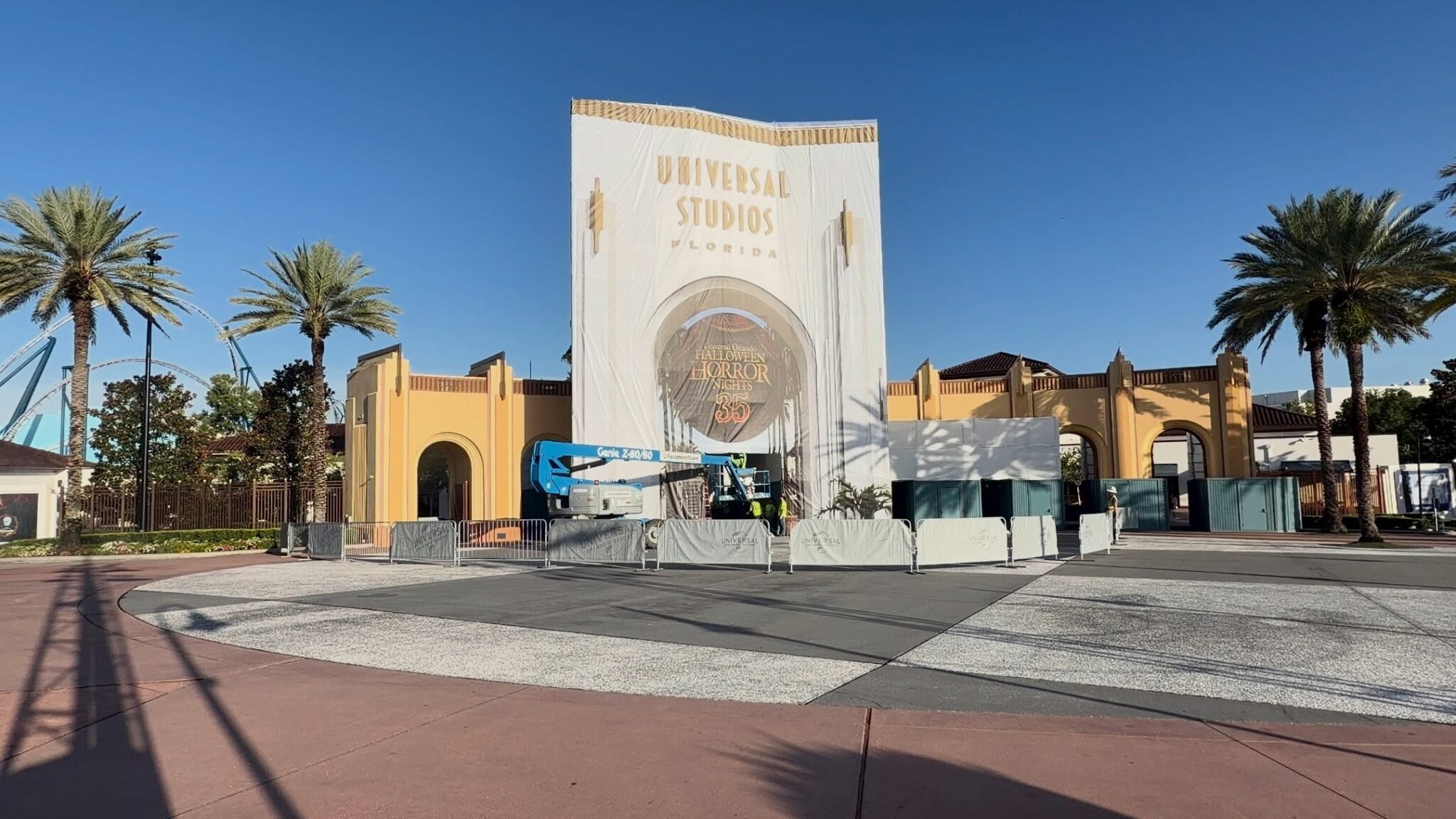 Halloween Horror Nights 35 scrim over the entrance