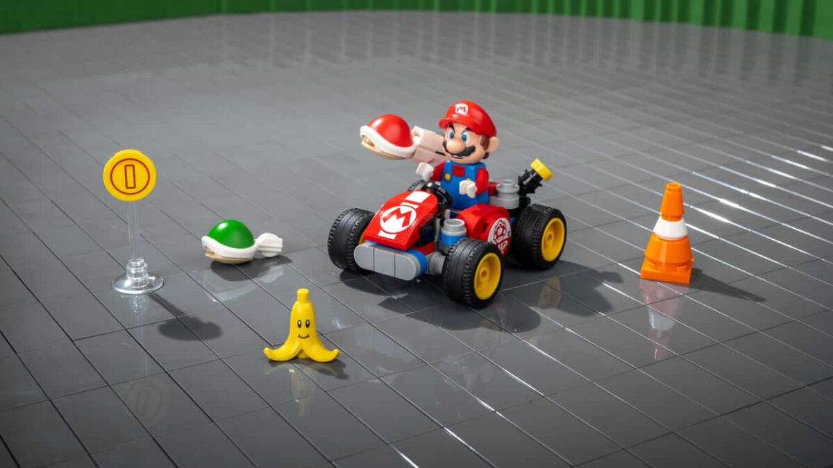 Mario Kart new Lego set with minifigure and accessories