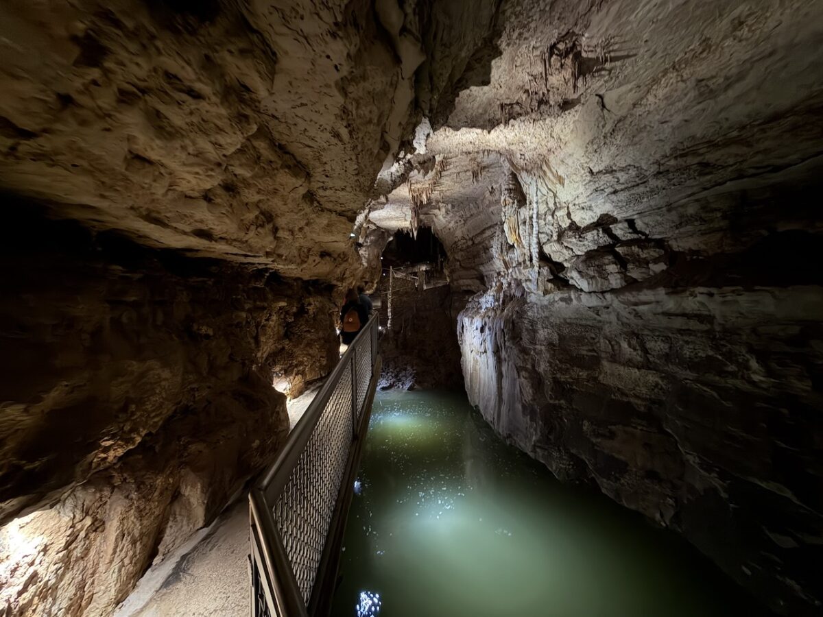 San Antonio Natural Bridge cave 
