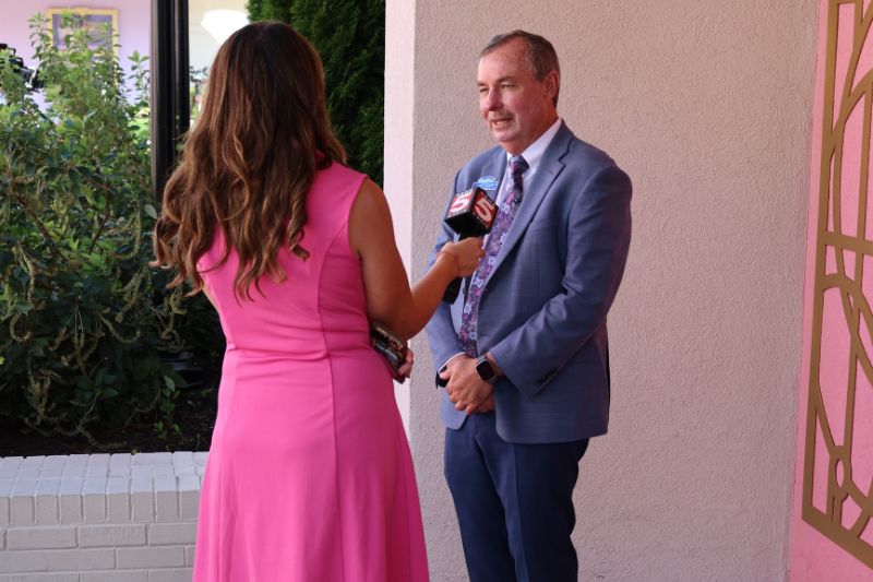 Television interview Eugene Naughton at Dollywood the day after her death