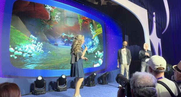 Ashley Eckstein on stage announcing Fortnite and Smuggler's Run
