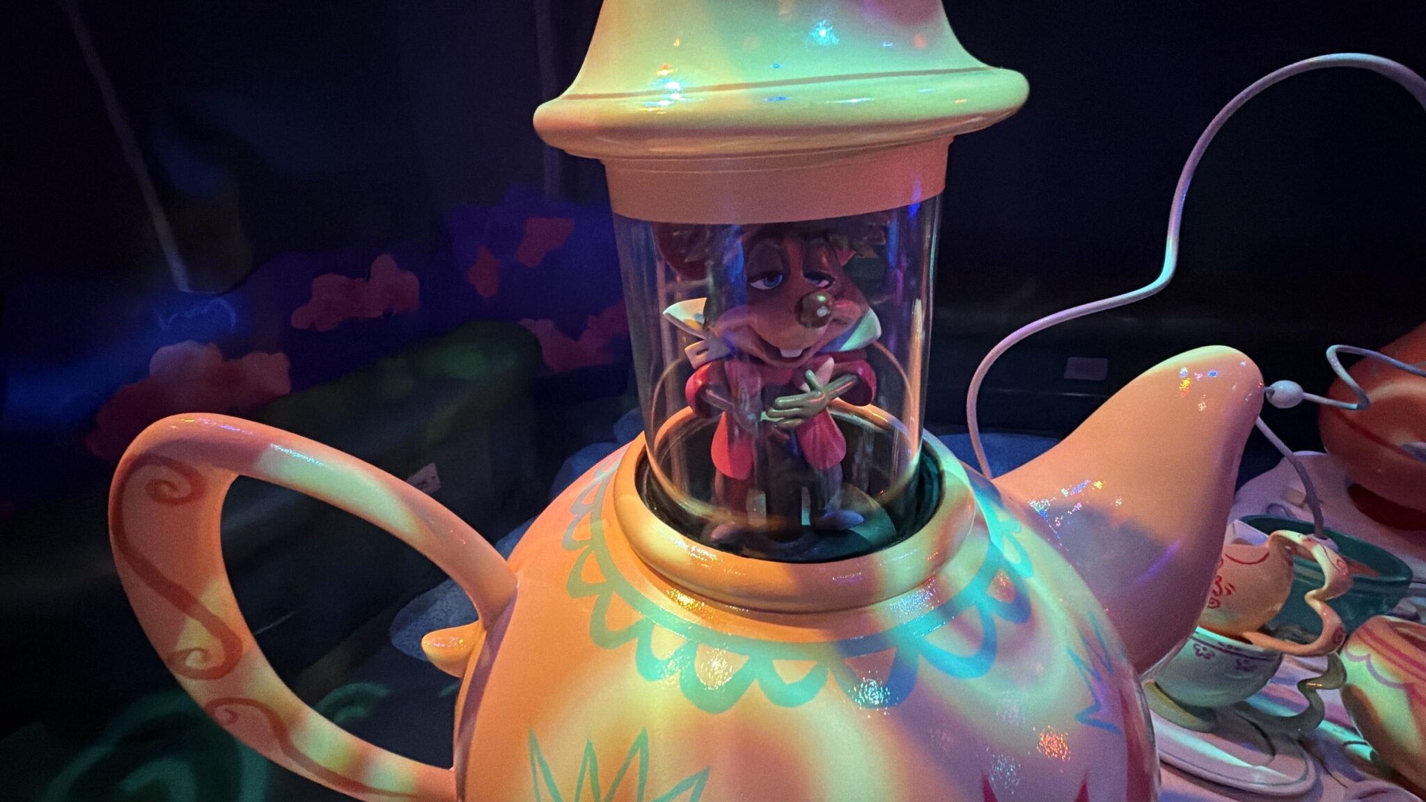 Drawn to Wonderland Play table with doormouse character