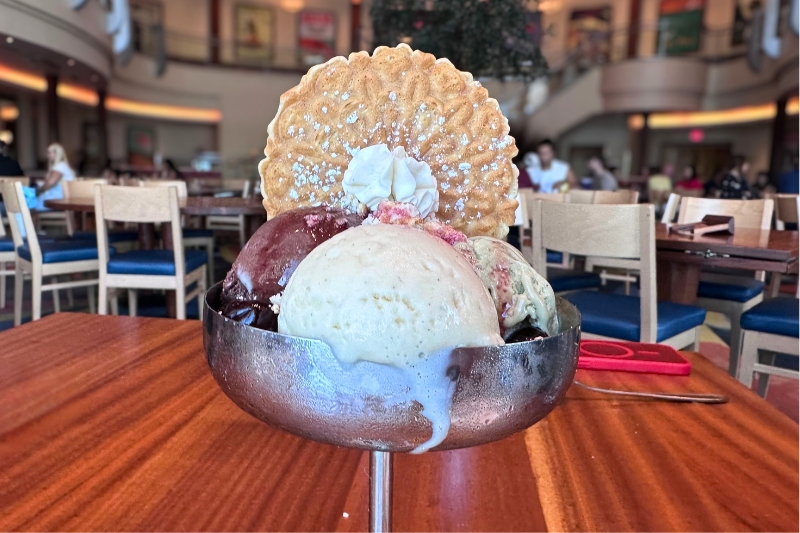Coppa di Maria gelato dessert Maria & Enzo's