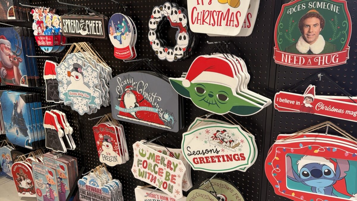 Disney Star Wars licensed signs Spirit Christmas